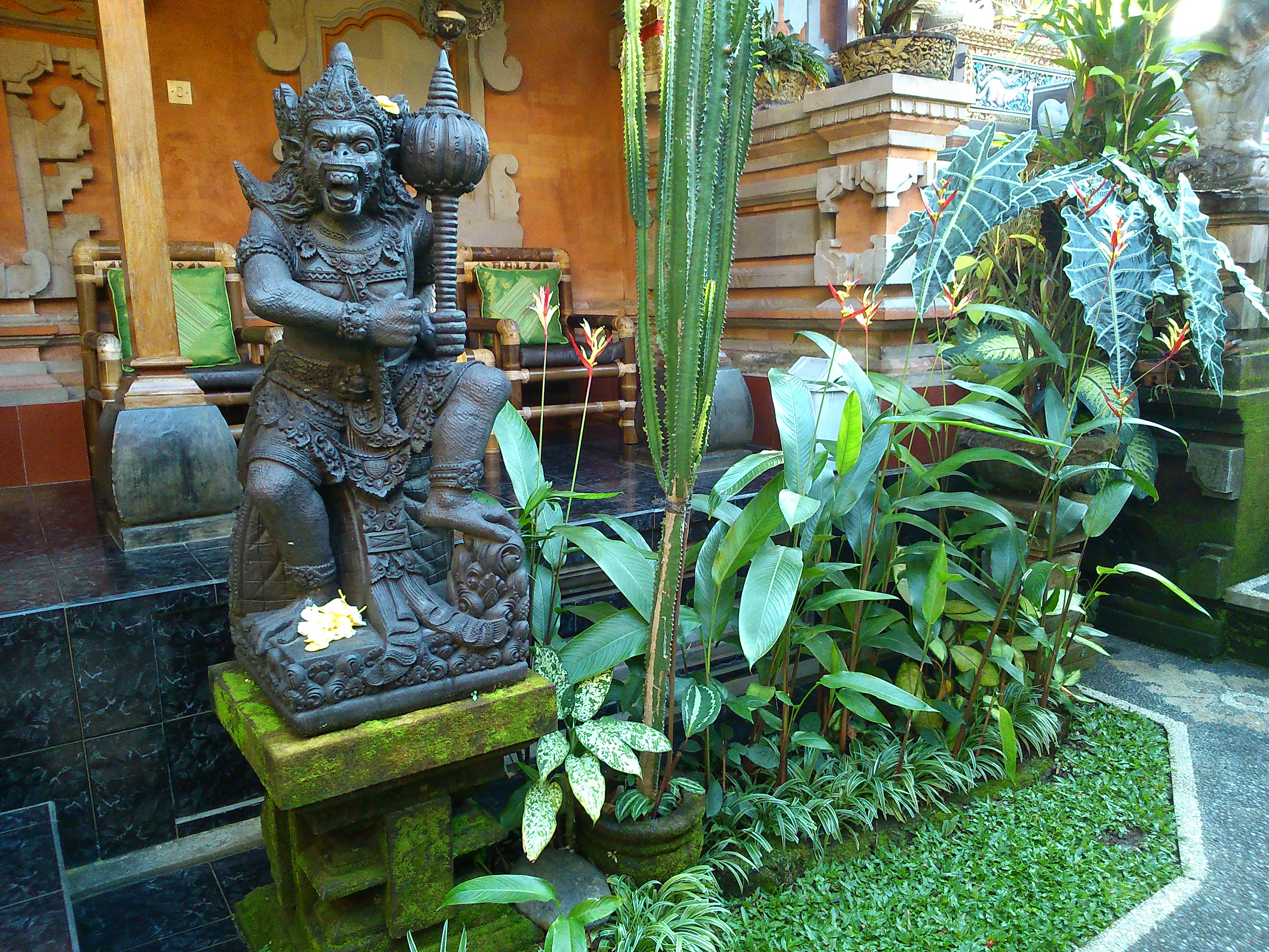 Unsur Etnik  Pada Arsitektur Rumah  Bali  hendrawan ONE 
